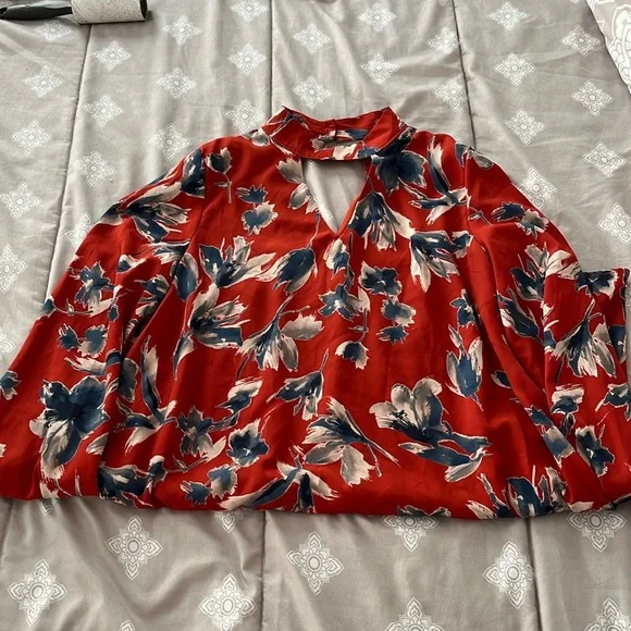 Peach Love California Rust Color Floral long sleeve Shift Keyhole size m NWOT - Picture 2 of 7